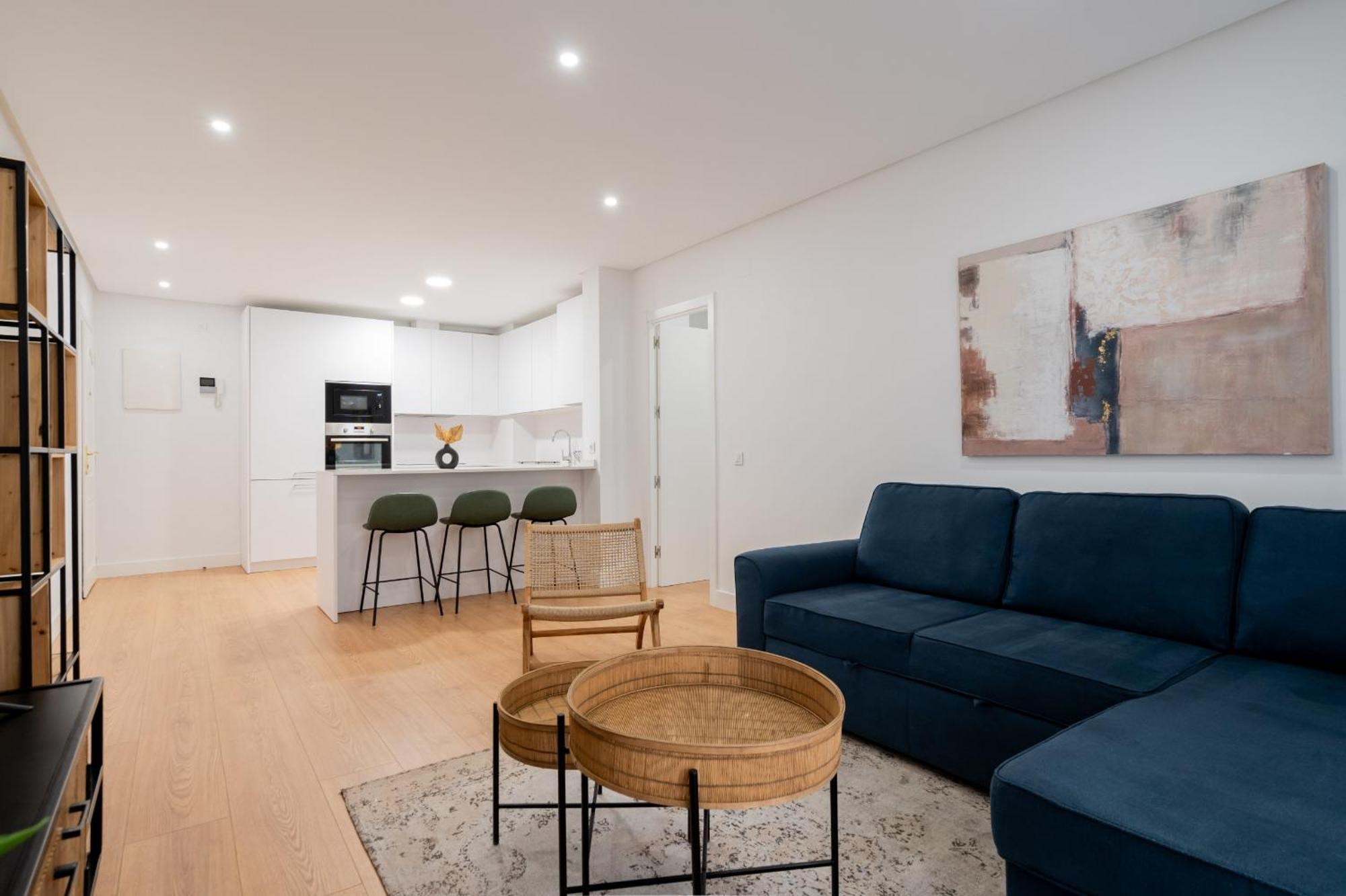 Apartamento Reformado En La Gran Via Alquiler Temporal Мадрид Экстерьер фото